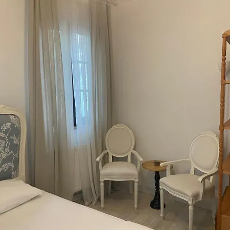 Villa Sakin *